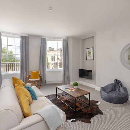 Georgian 2 Bed Apartment With 3 Bathrooms And Parking Eksteriør billede