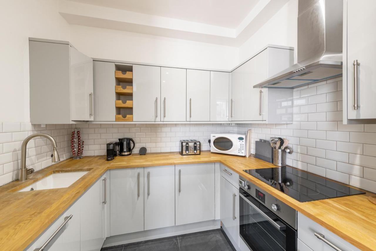 Georgian 2 Bed Apartment With 3 Bathrooms And Parking Eksteriør billede
